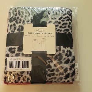 Soma PJ set - size small